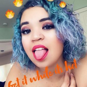 Meet your Posher, Alexis